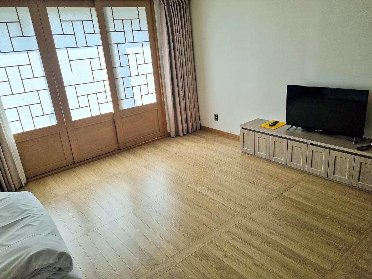 The First70 Hotel Seogwipo Extérieur photo